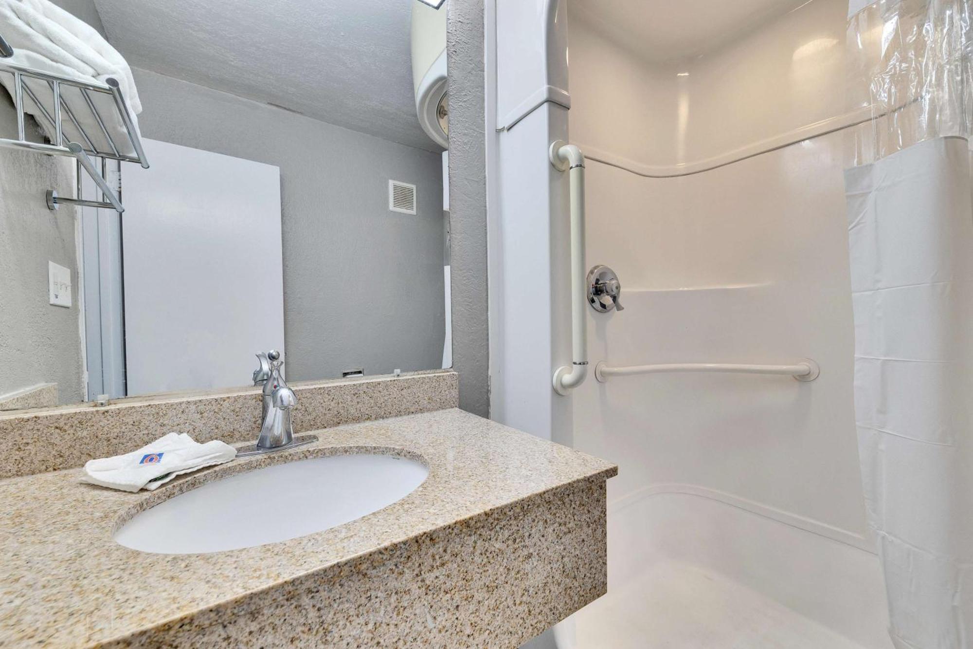 Motel 6-Austin, Tx - Airport - South Extérieur photo